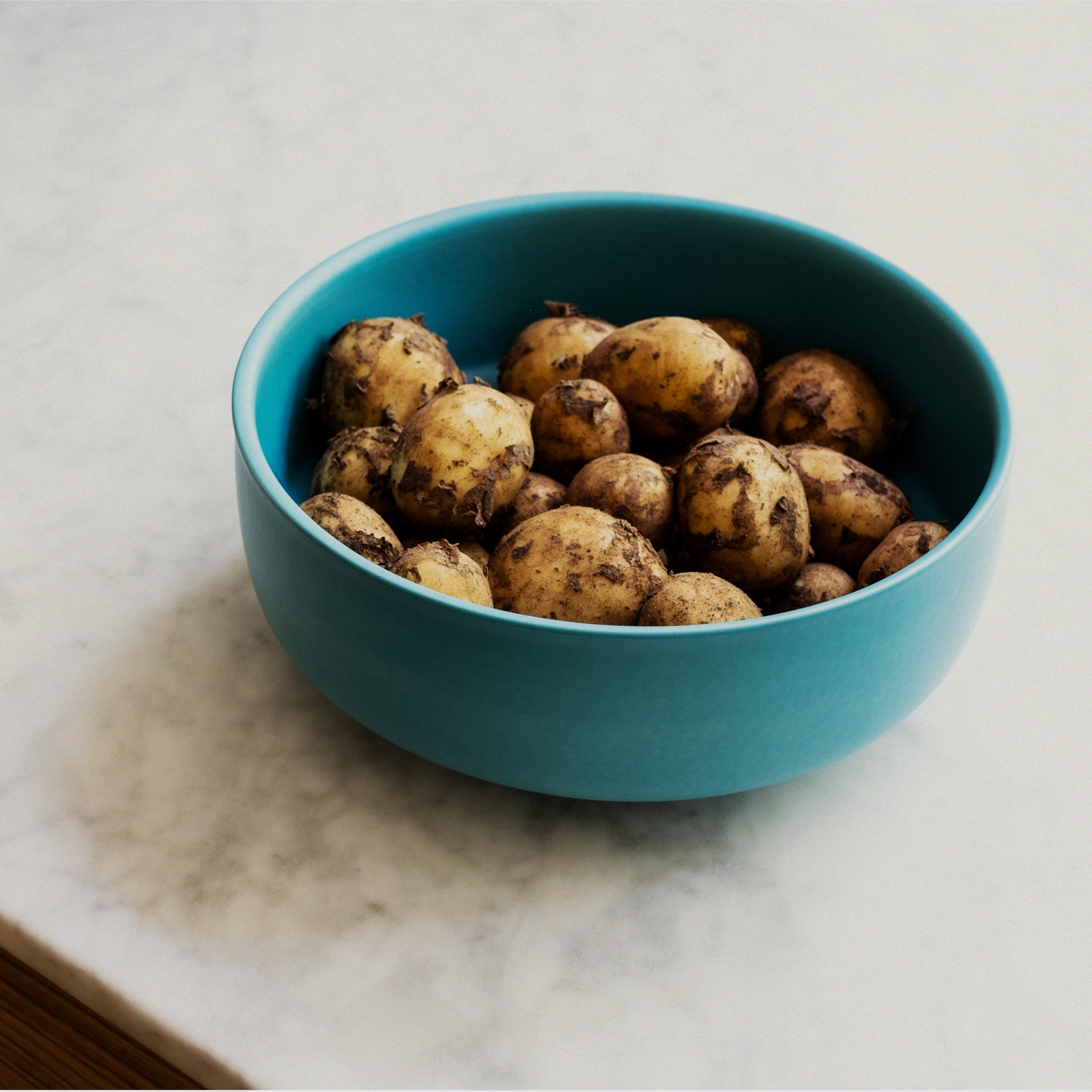 Small Azure Blue Minimalist Footed Bowl - Image 2